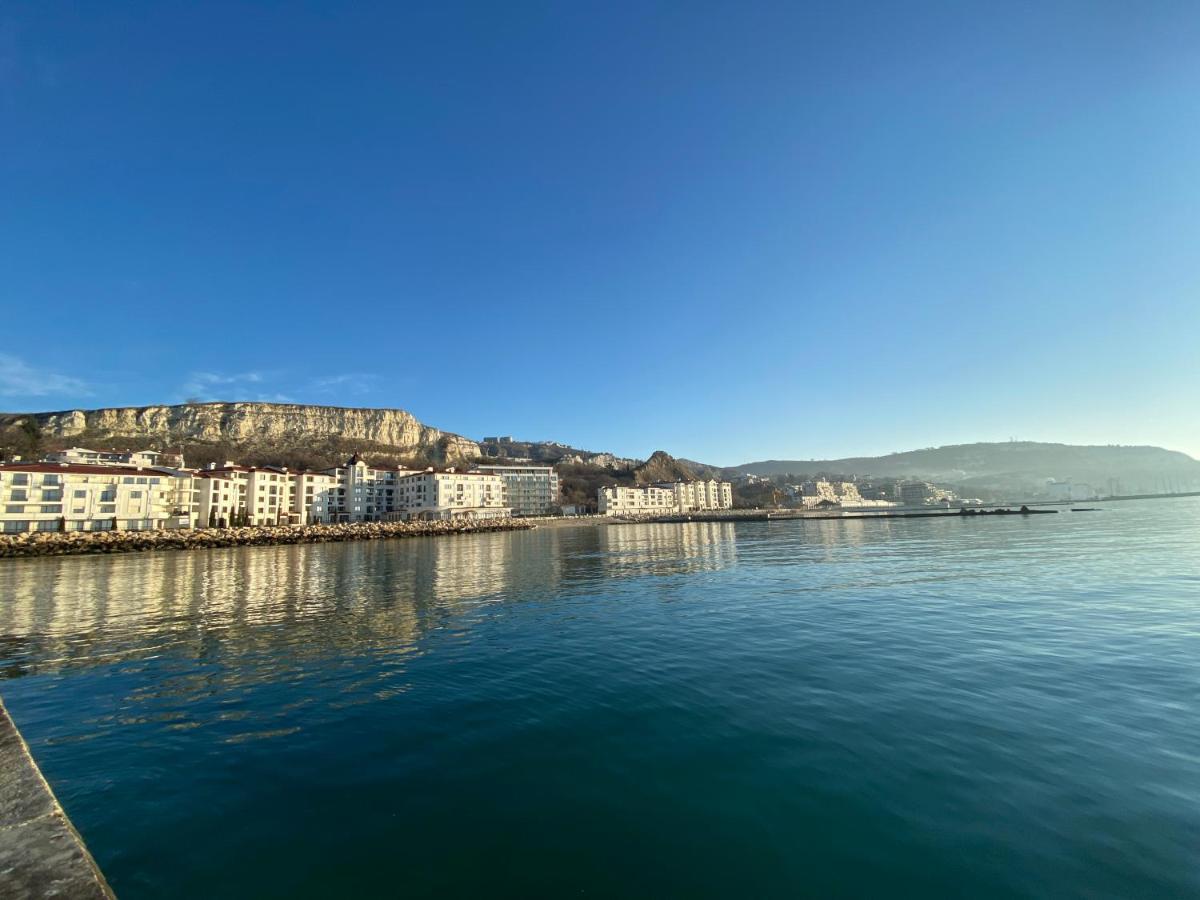 Supreme Danieli - Holiday Apartment By The Sea 巴尔奇克 外观 照片